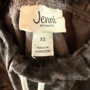 Jenni Gray Women's Shorts